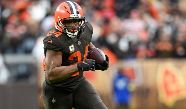 Use the Caesars Sportsbook promo code LABSNEWS1000 to bet on Nick Chubb and the Browns-Broncos MNF matchup