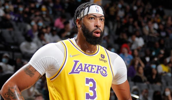 Use the Underdog Fantasy promo code LABSNEWS to sign up and play DFS with picks featuring Anthony Davis and Christmas NBA games.