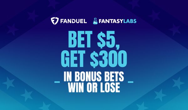 Sign up with the FanDuel Arkansas promo code now to snag a $300 bonus offer for Illinois vs. UConn or Michigan vs. Arizona in the Final Four.